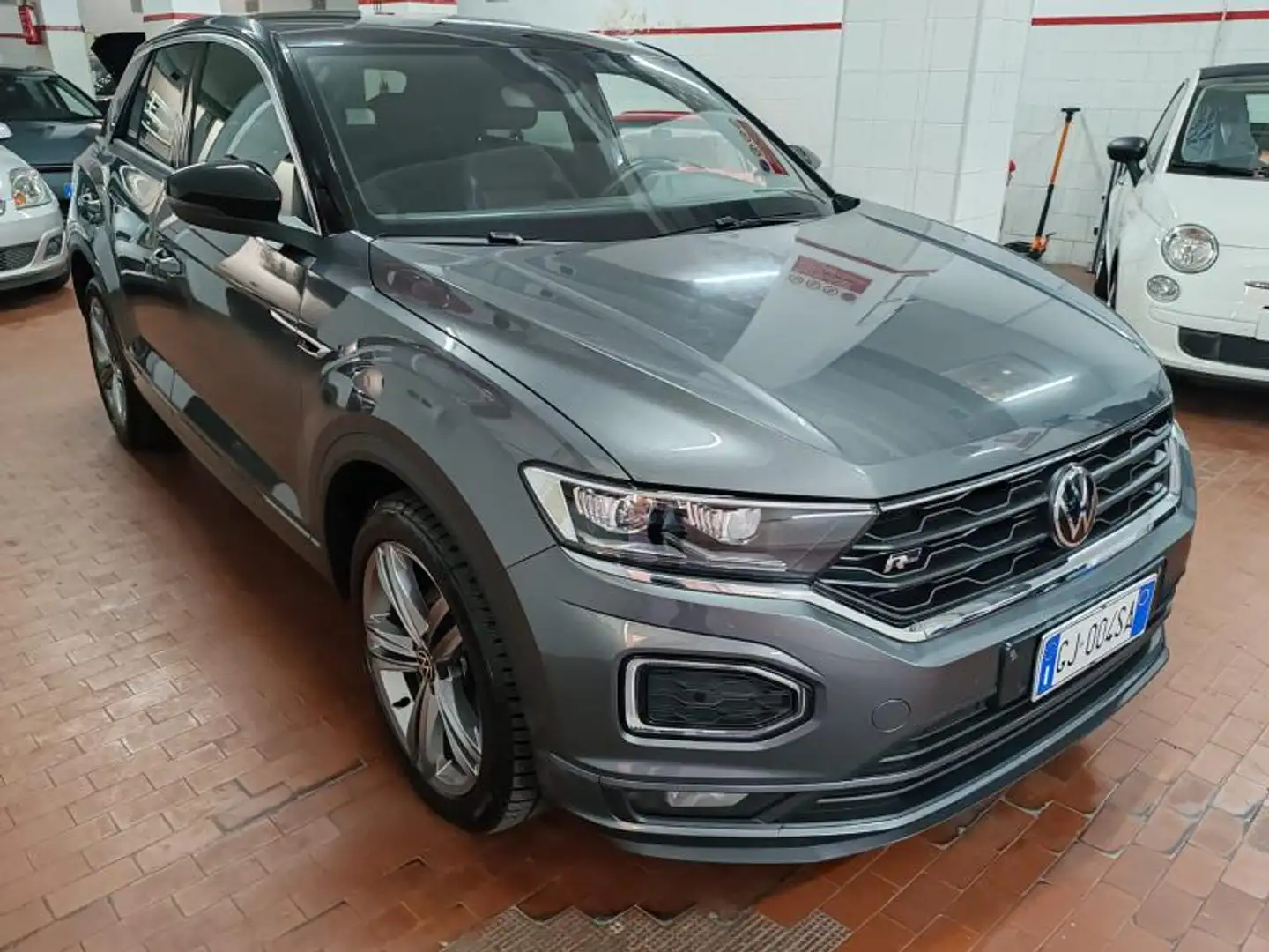 Volkswagen T-Roc 1.5 tsi Sport dsg PACK R LINE Groen - 2