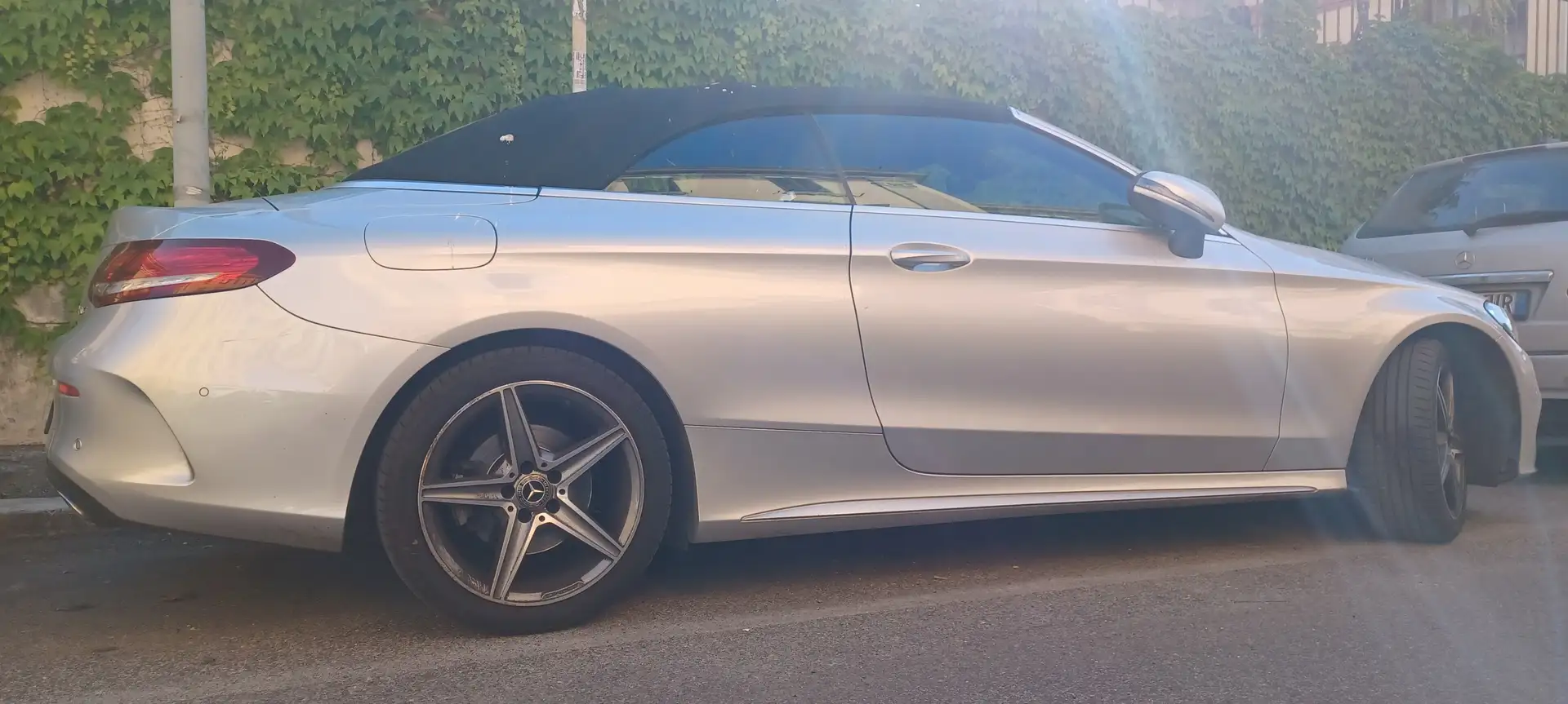 Mercedes-Benz 220 c 220 D 4 Matic Silber - 1