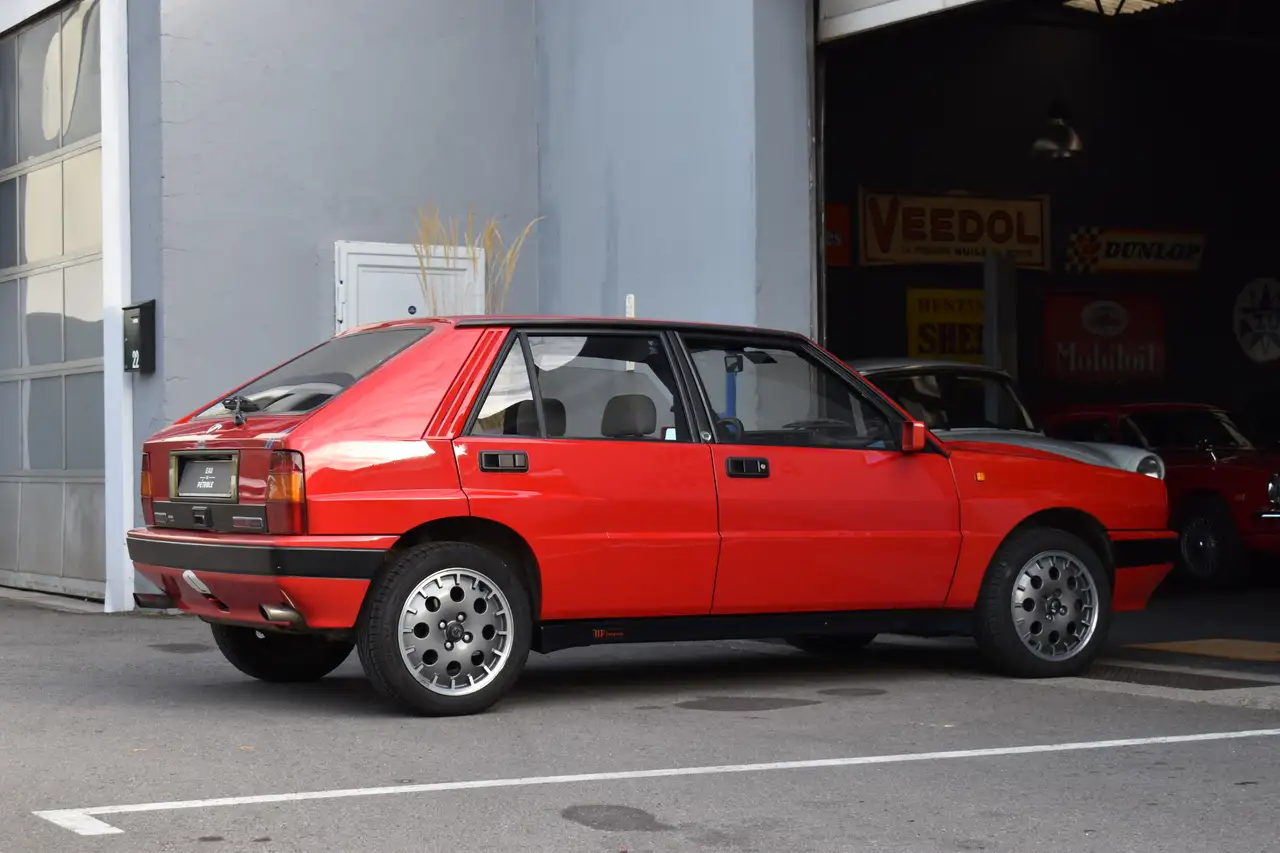 Lancia Delta HF Integrale 8V, foto 10