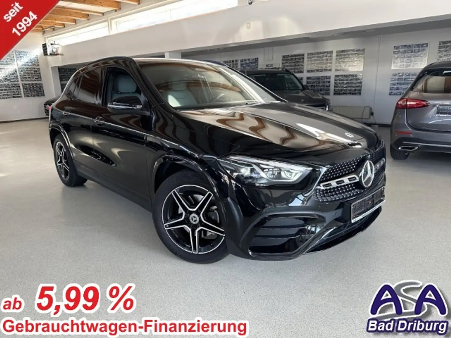 Mercedes-Benz GLA 200 +Modelljahr2025+AMG+Night+Pano+Memory+Ambiente Schwarz - 1