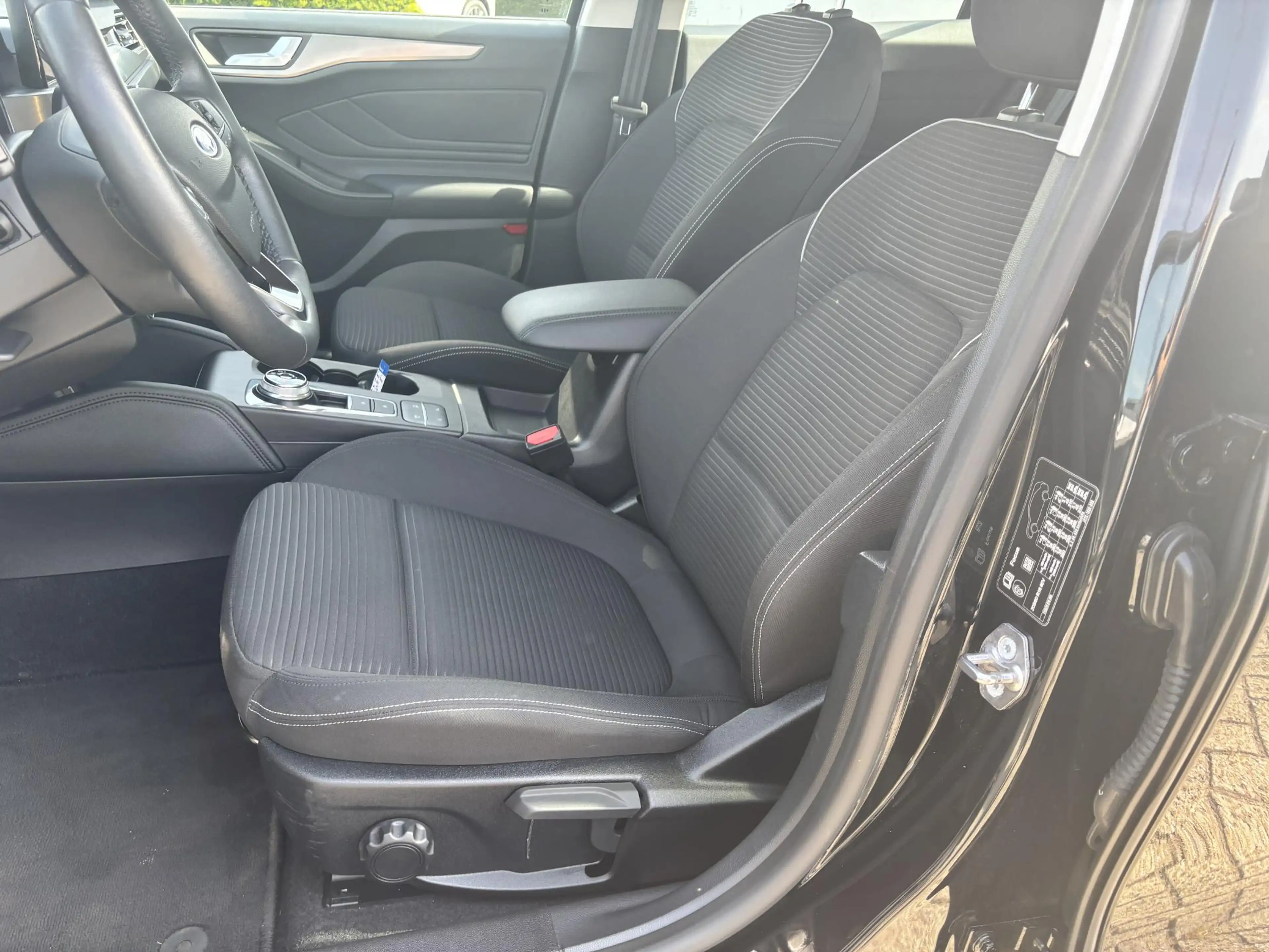 Ford Focus 5-deurs Titanium BNS 1.0 ECOboost 125pk AUTOMAAT A — photo 6