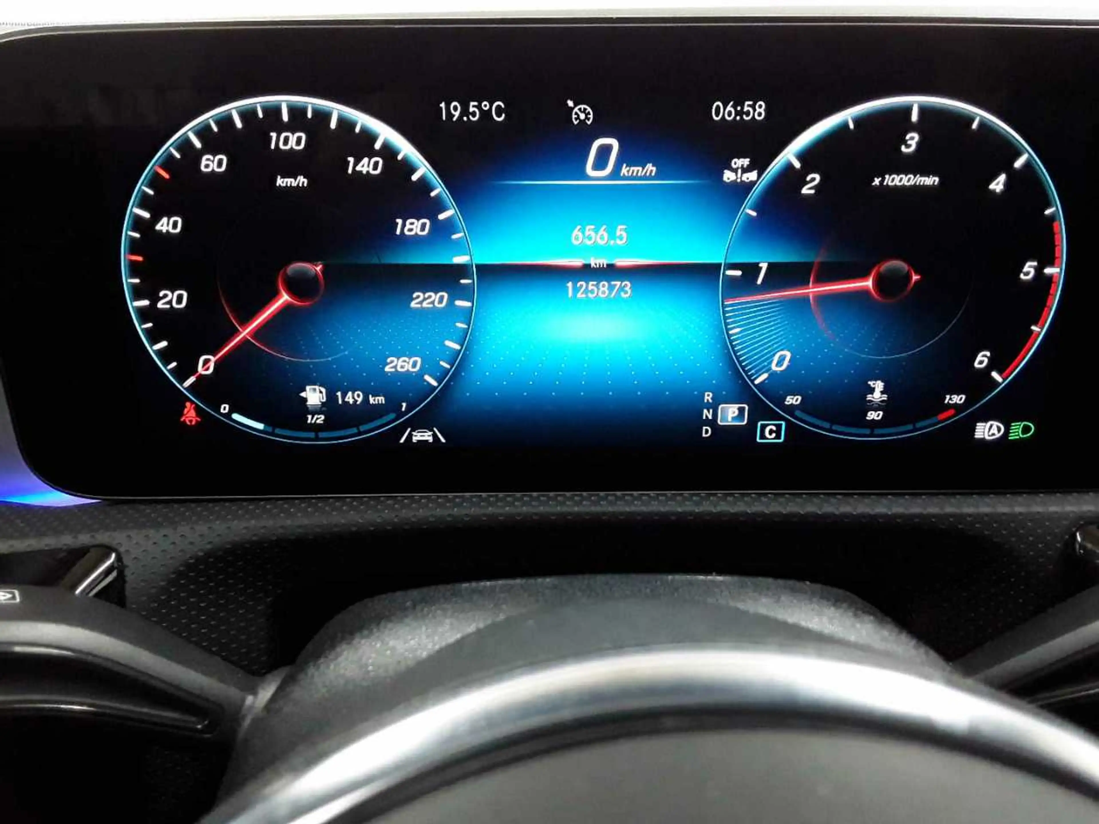 Mercedes-Benz CLA 220 CLA 220d-Progressive AHK Beam BusiP MBUX — photo 11