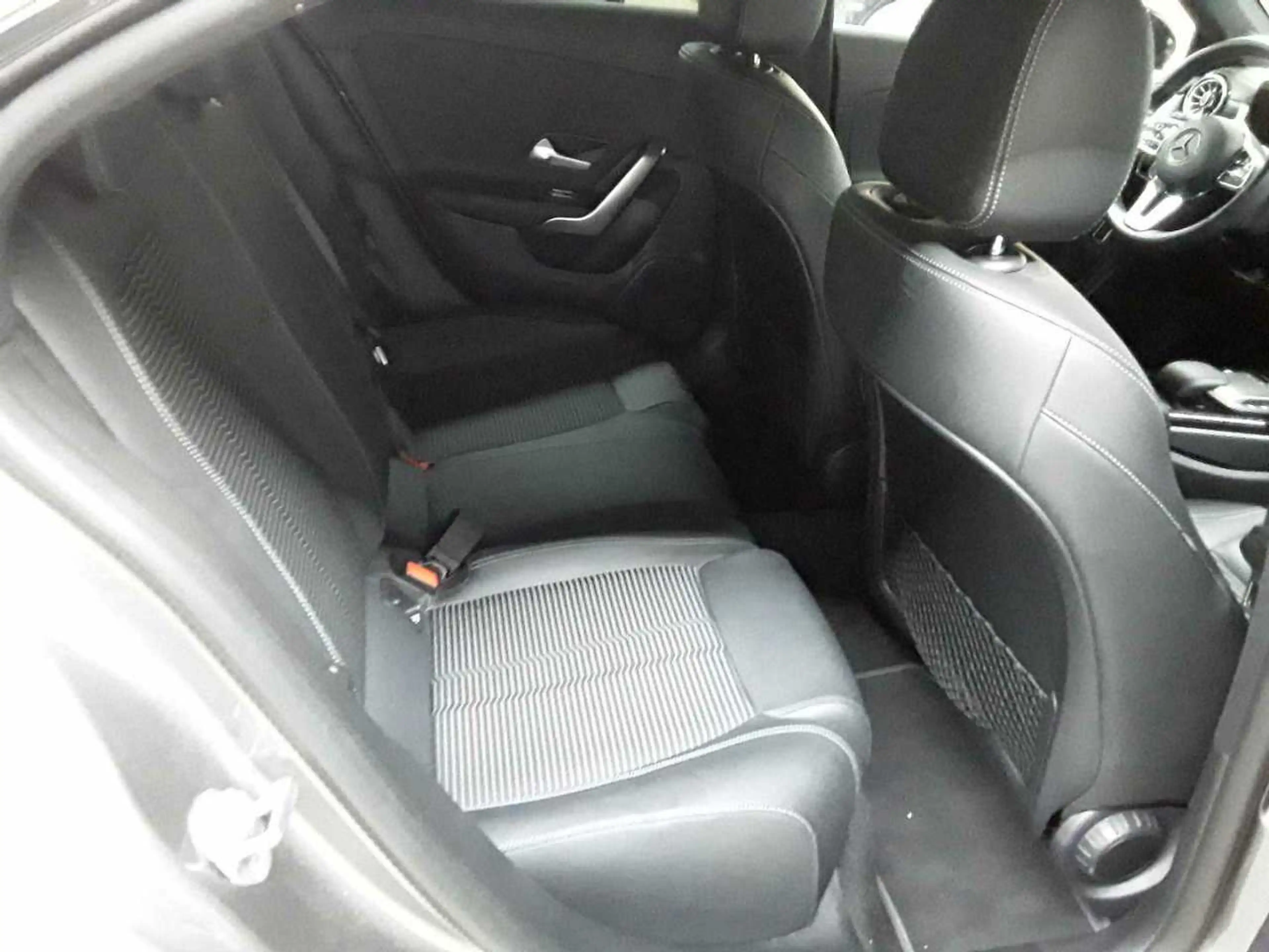 Mercedes-Benz CLA 220 CLA 220d-Progressive AHK Beam BusiP MBUX — photo 14