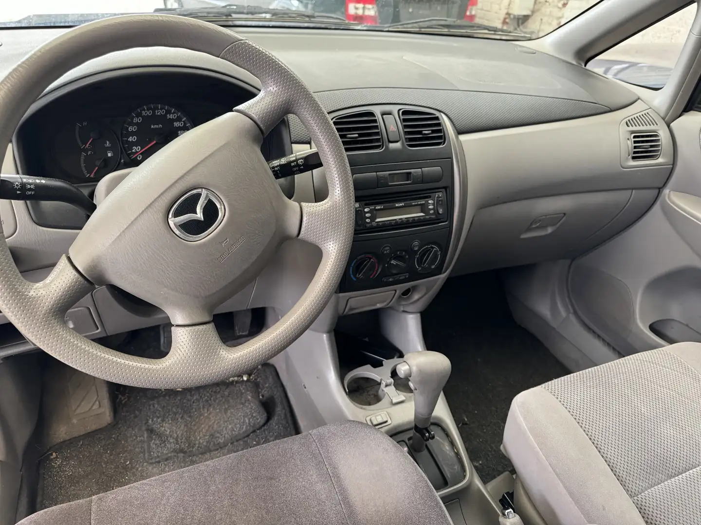 Mazda Premacy 1.8i TSi Automatic tres belle(possible car passe) - 2