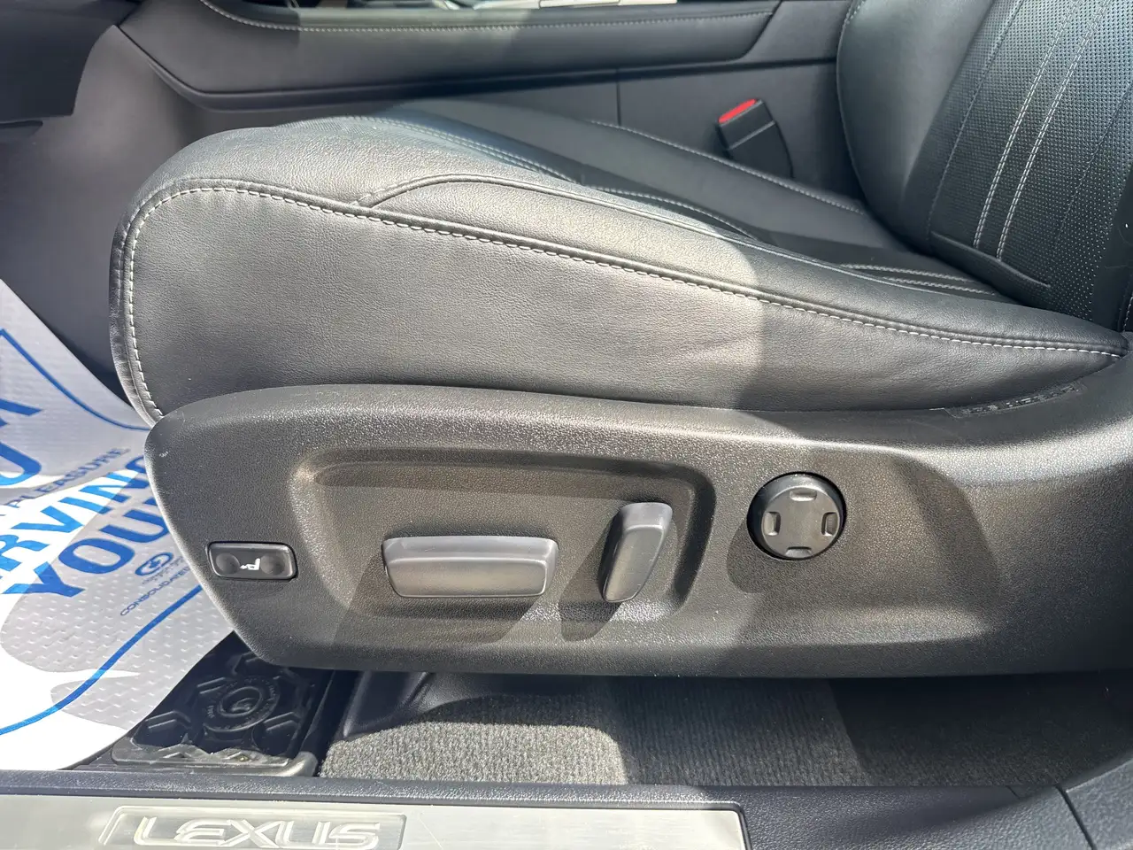 Lexus RX снимка Lexus RX