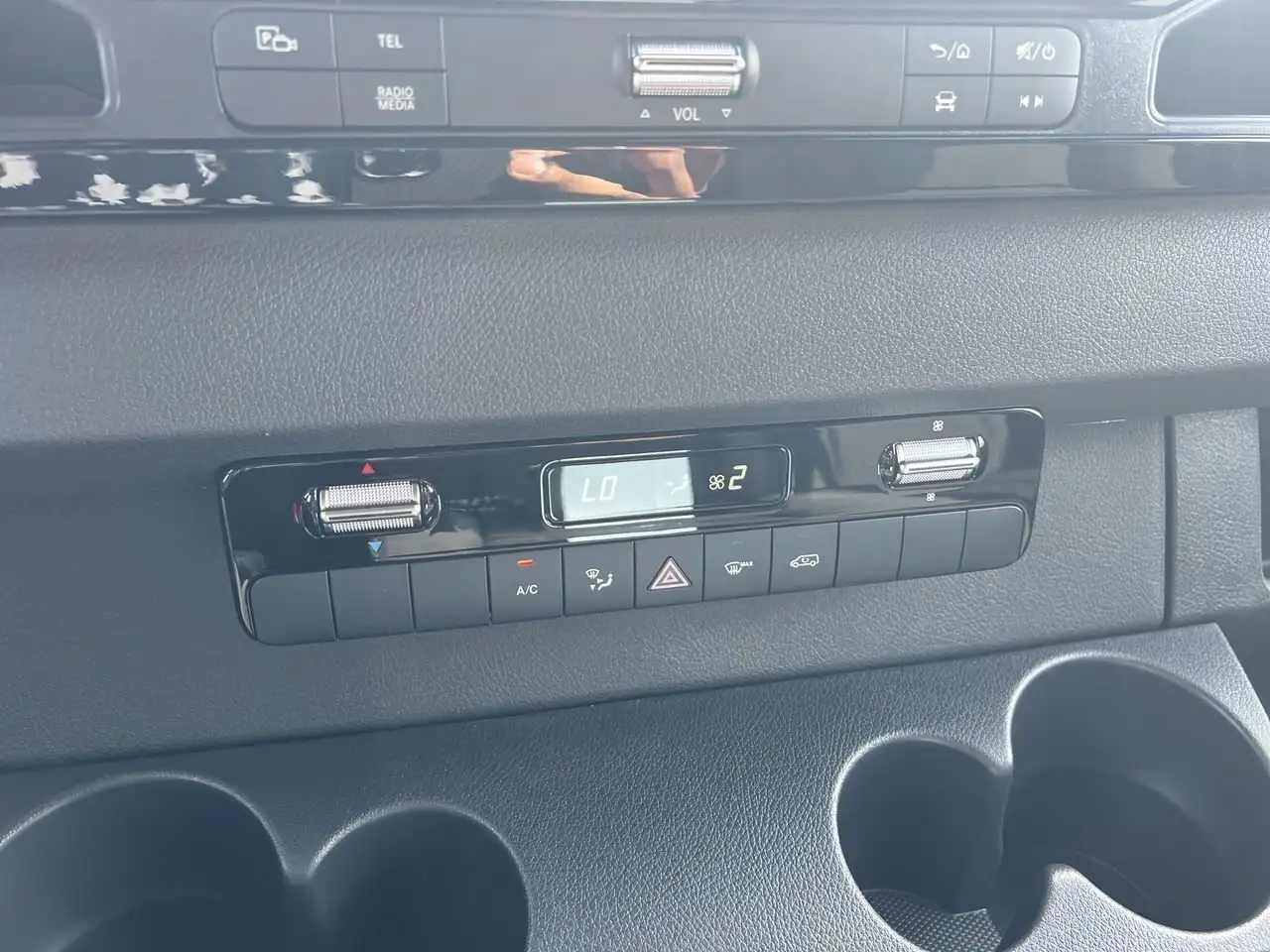 Mercedes-Benz Sprinter снимка Mercedes-Benz Sprinter