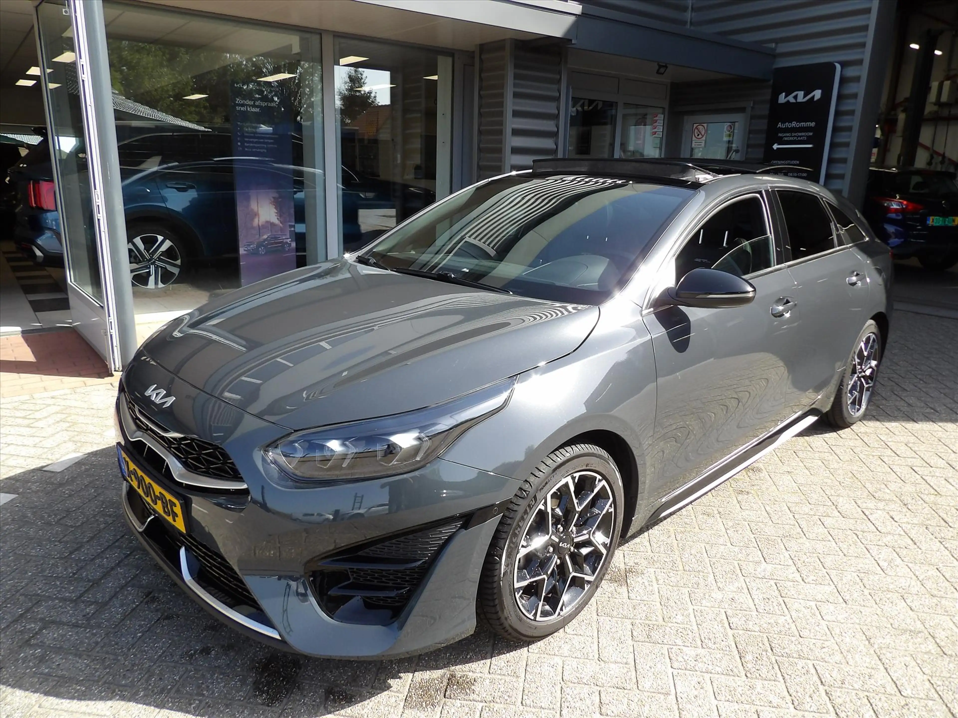 Kia ProCeed / pro_cee'd 1.0 Turbo 120pk GT-PlusLine Glazen dak Org. Ned. — photo 7