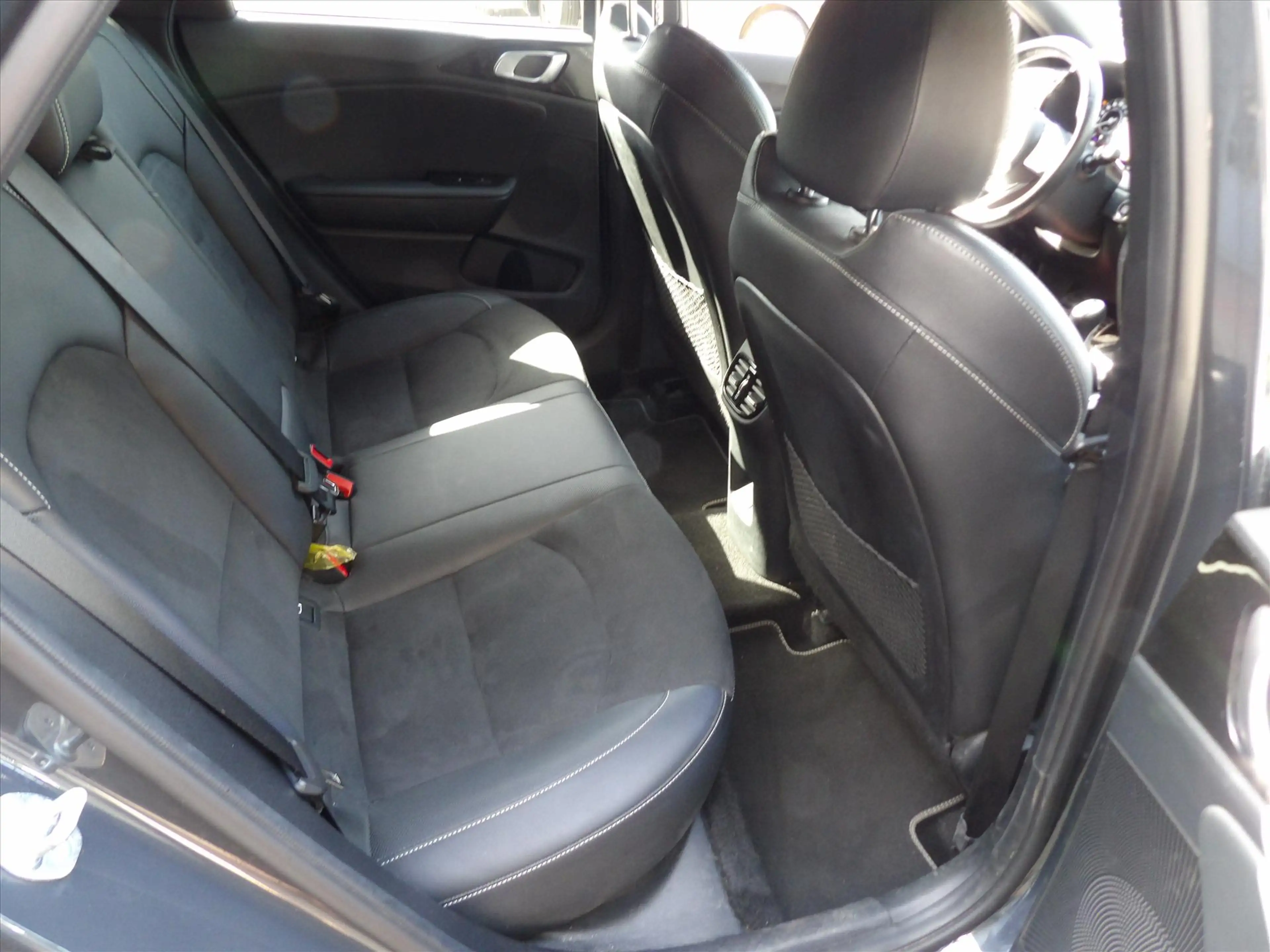 Kia ProCeed / pro_cee'd 1.0 Turbo 120pk GT-PlusLine Glazen dak Org. Ned. — photo 30