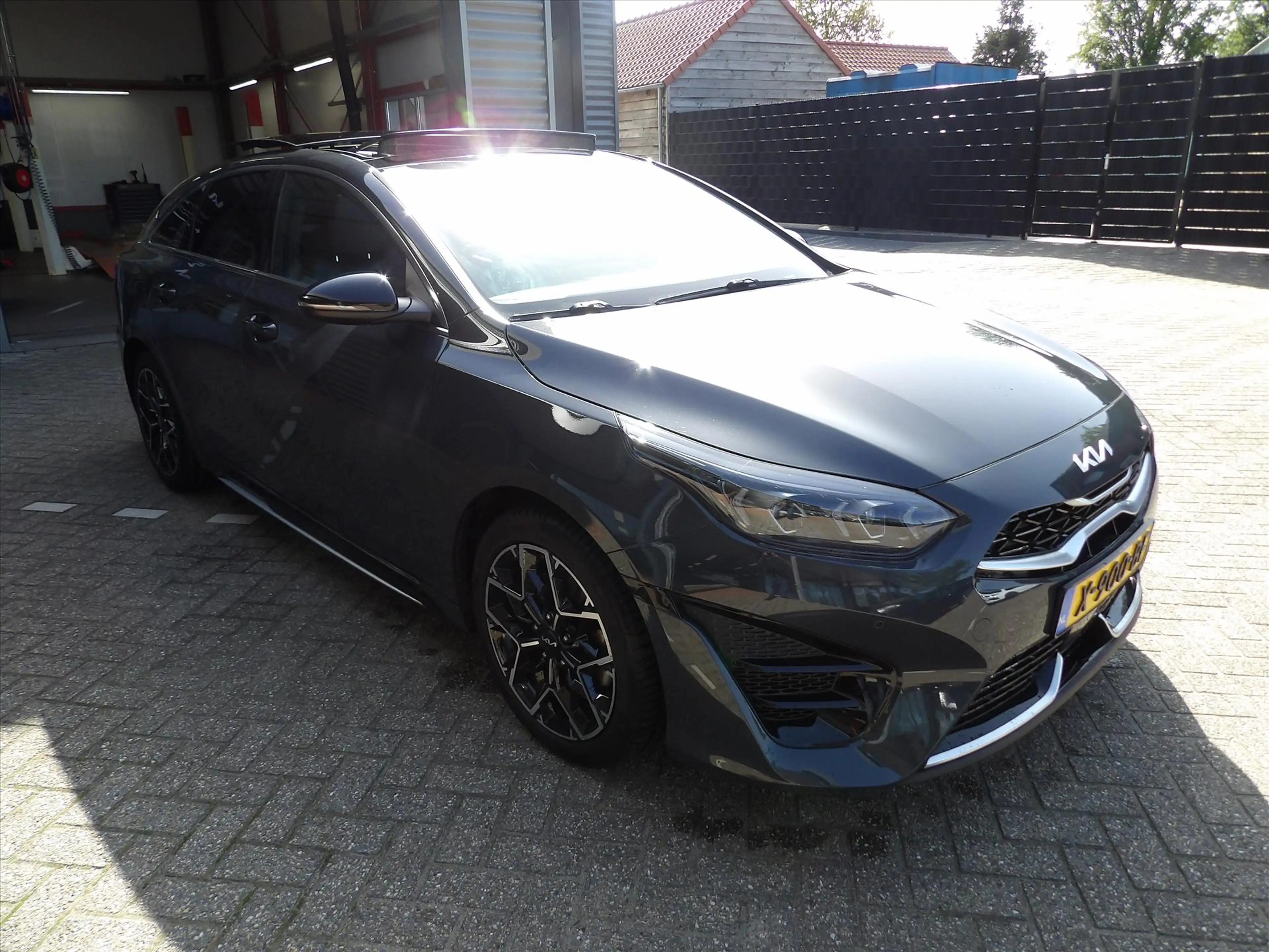Kia ProCeed / pro_cee'd 1.0 Turbo 120pk GT-PlusLine Glazen dak Org. Ned. — photo 5