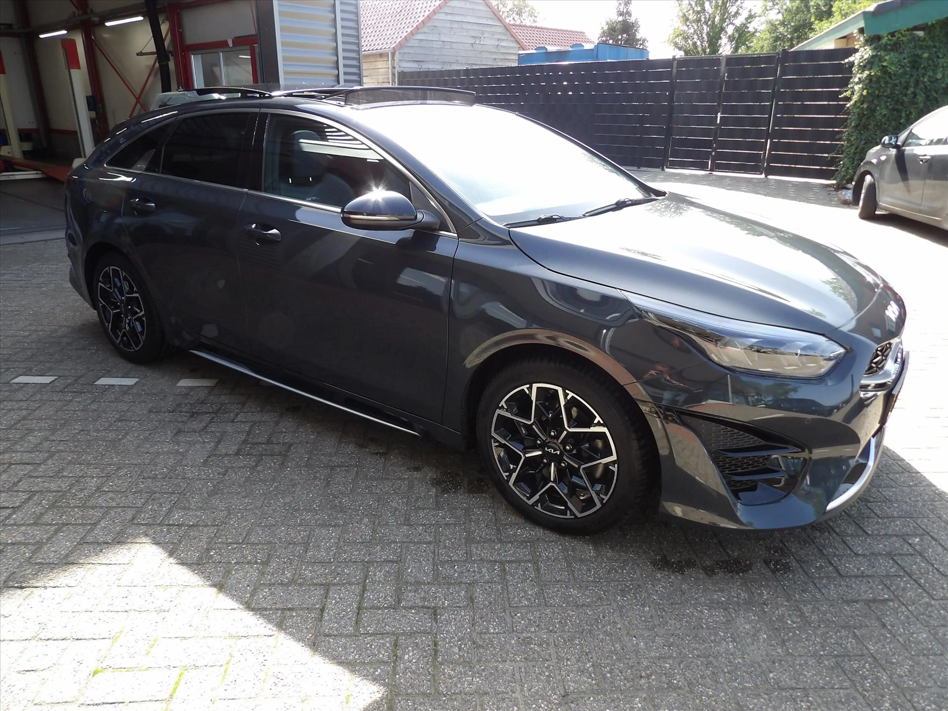 Kia ProCeed / pro_cee'd 1.0 Turbo 120pk GT-PlusLine Glazen dak Org. Ned. — photo 4