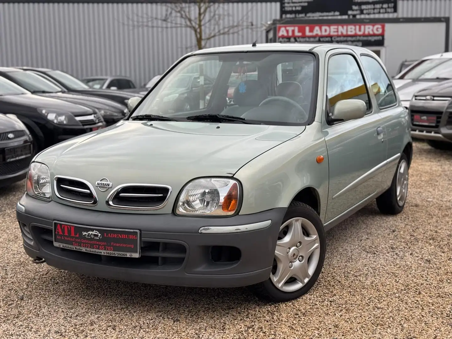 Nissan Micra Basis Verde - 1