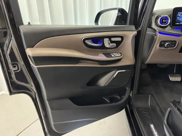 Mercedes-Benz V 300 d lang 4Matic Exclusive *AMG-Line* Ansicht 18