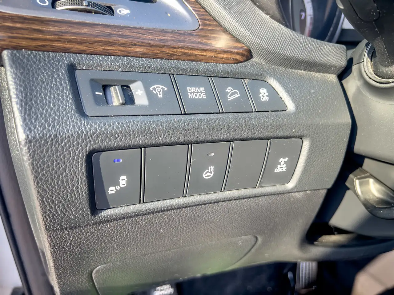 Hyundai SANTA FE снимка Hyundai SANTA FE