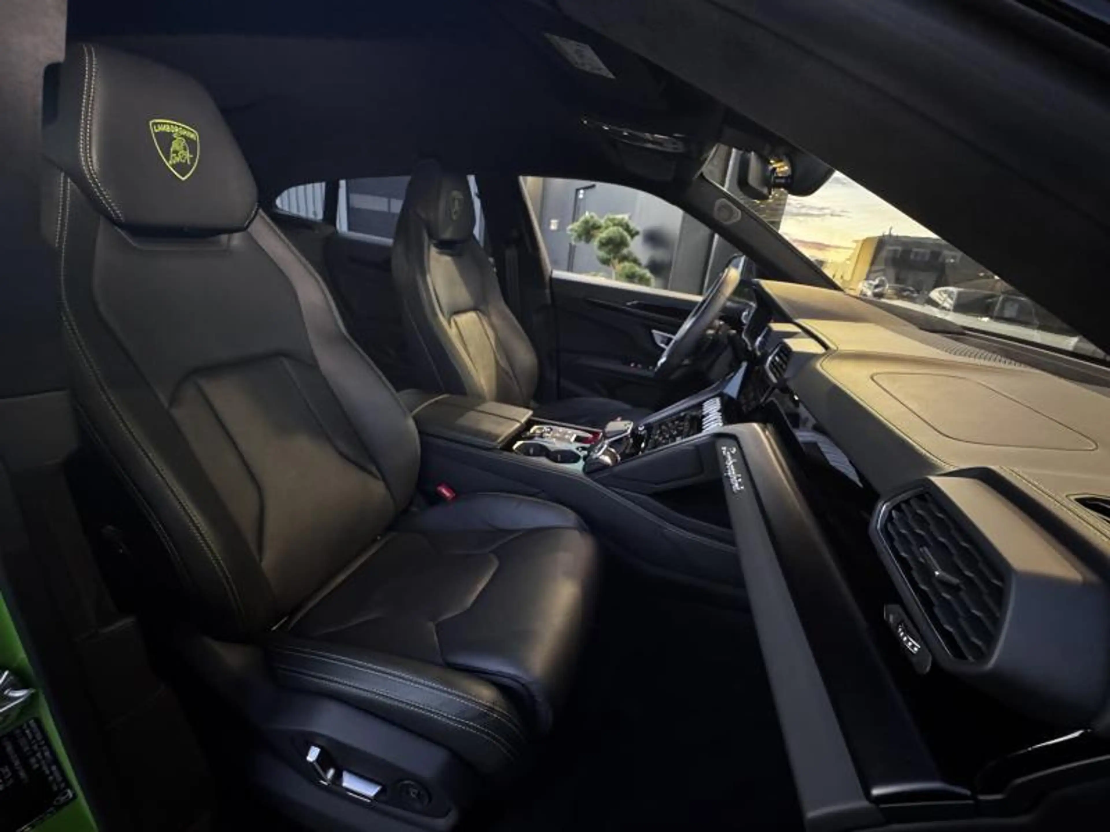 Lamborghini Urus 4.0 V8 650Ch — photo 8