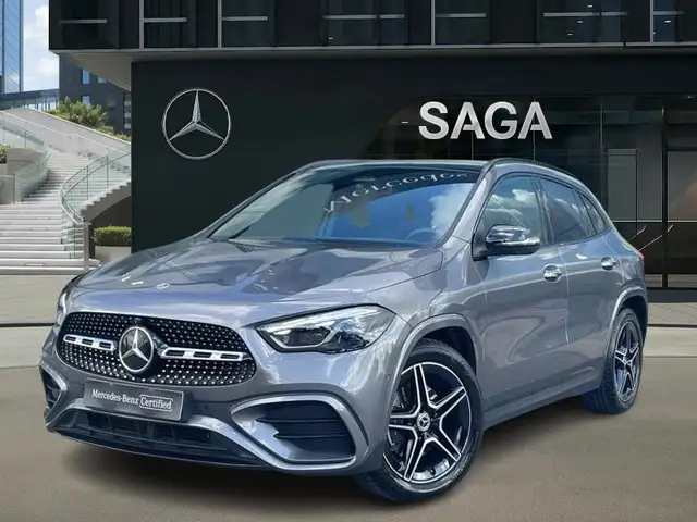 Mercedes-Benz GLA 180 AMG Pack Night Toit Pano