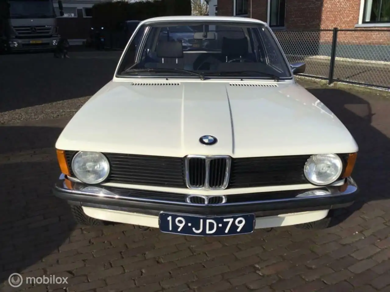 BMW 318 3-serie, foto 2