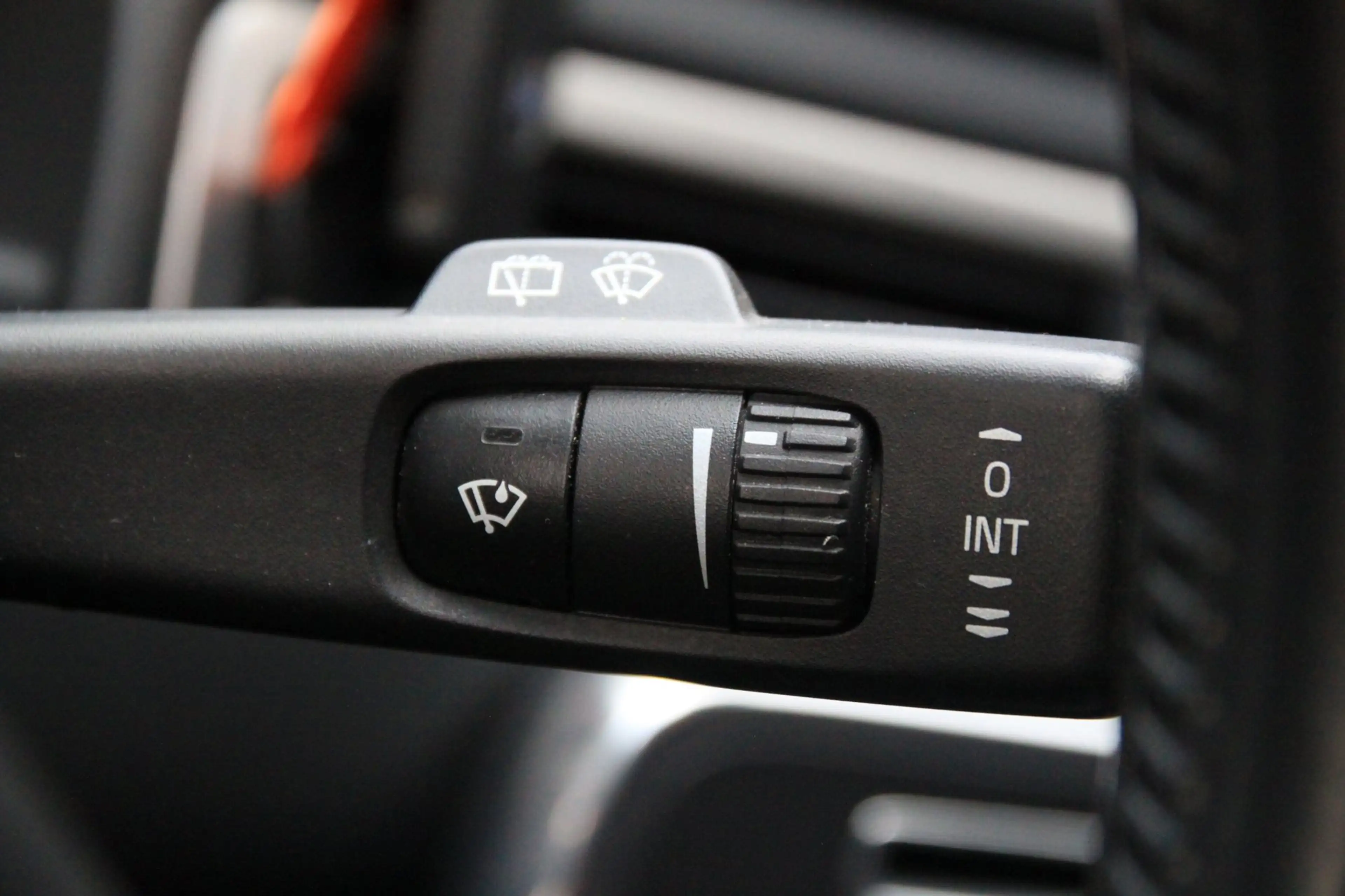 Volvo V70 1.6 T4 Limited Edition Elek-Dak/Xenon/Leer/Parkeer — photo 34