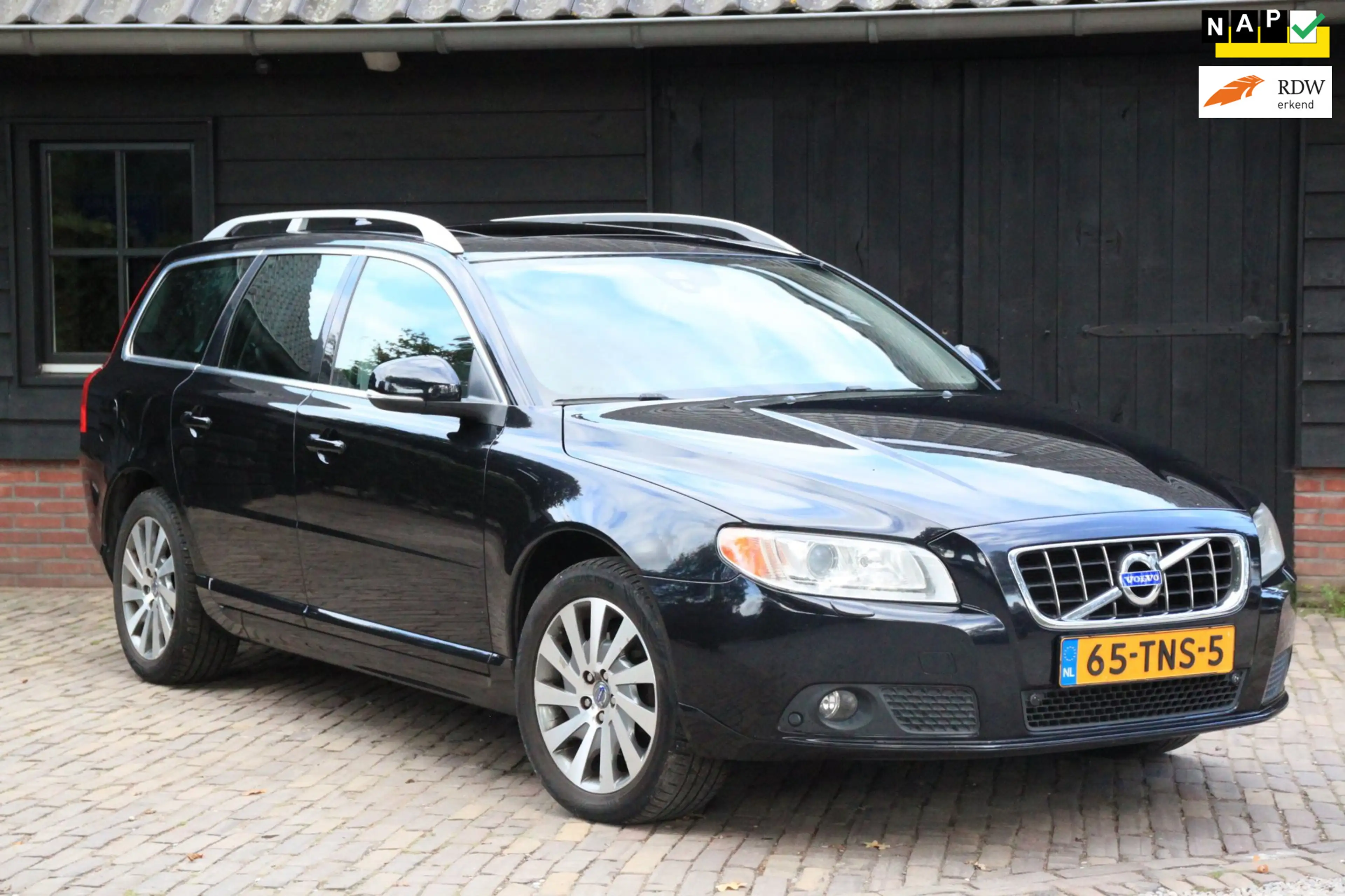 Volvo V70 1.6 T4 Limited Edition Elek-Dak/Xenon/Leer/Parkeer