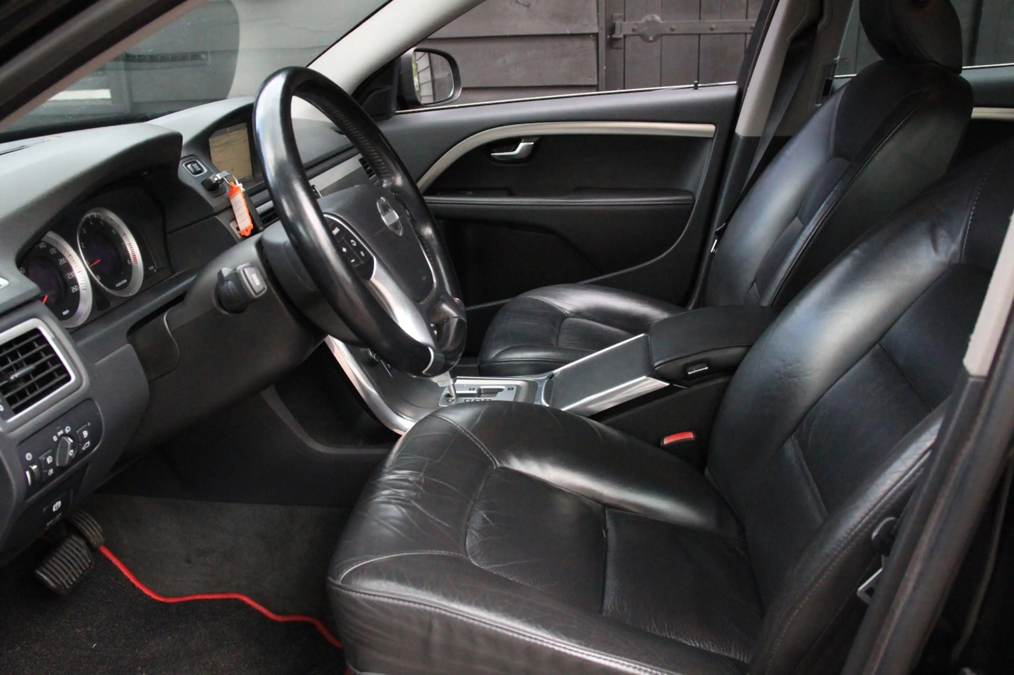 Volvo V70 1.6 T4 Limited Edition Elek-Dak/Xenon/Leer/Parkeer — photo 28