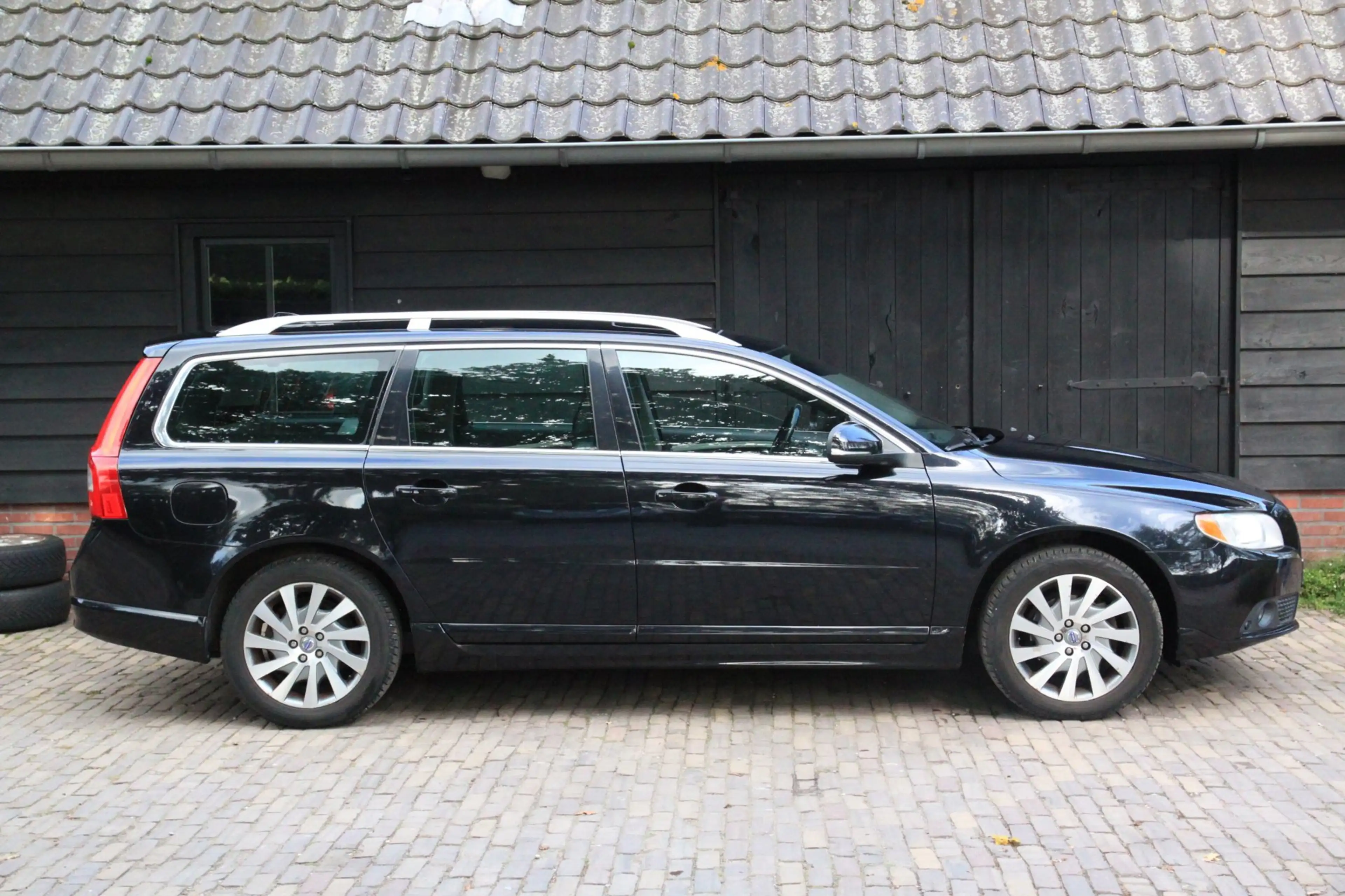 Volvo V70 1.6 T4 Limited Edition Elek-Dak/Xenon/Leer/Parkeer — photo 4