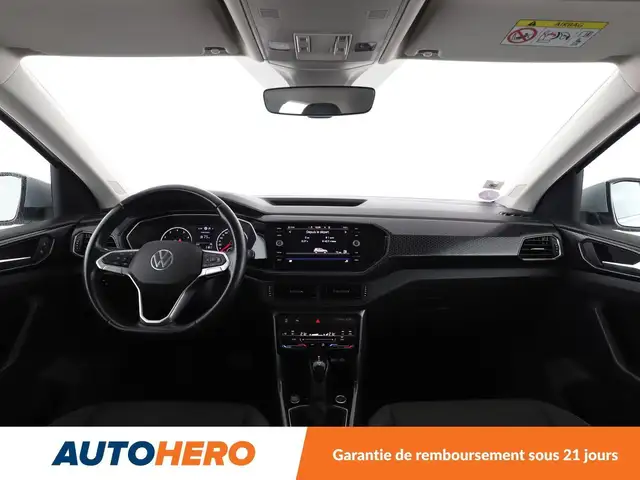 Volkswagen T-Cross view 12