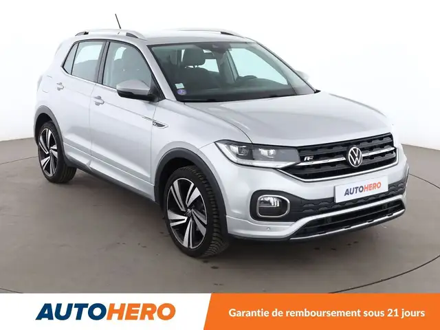 Volkswagen T-Cross view 8