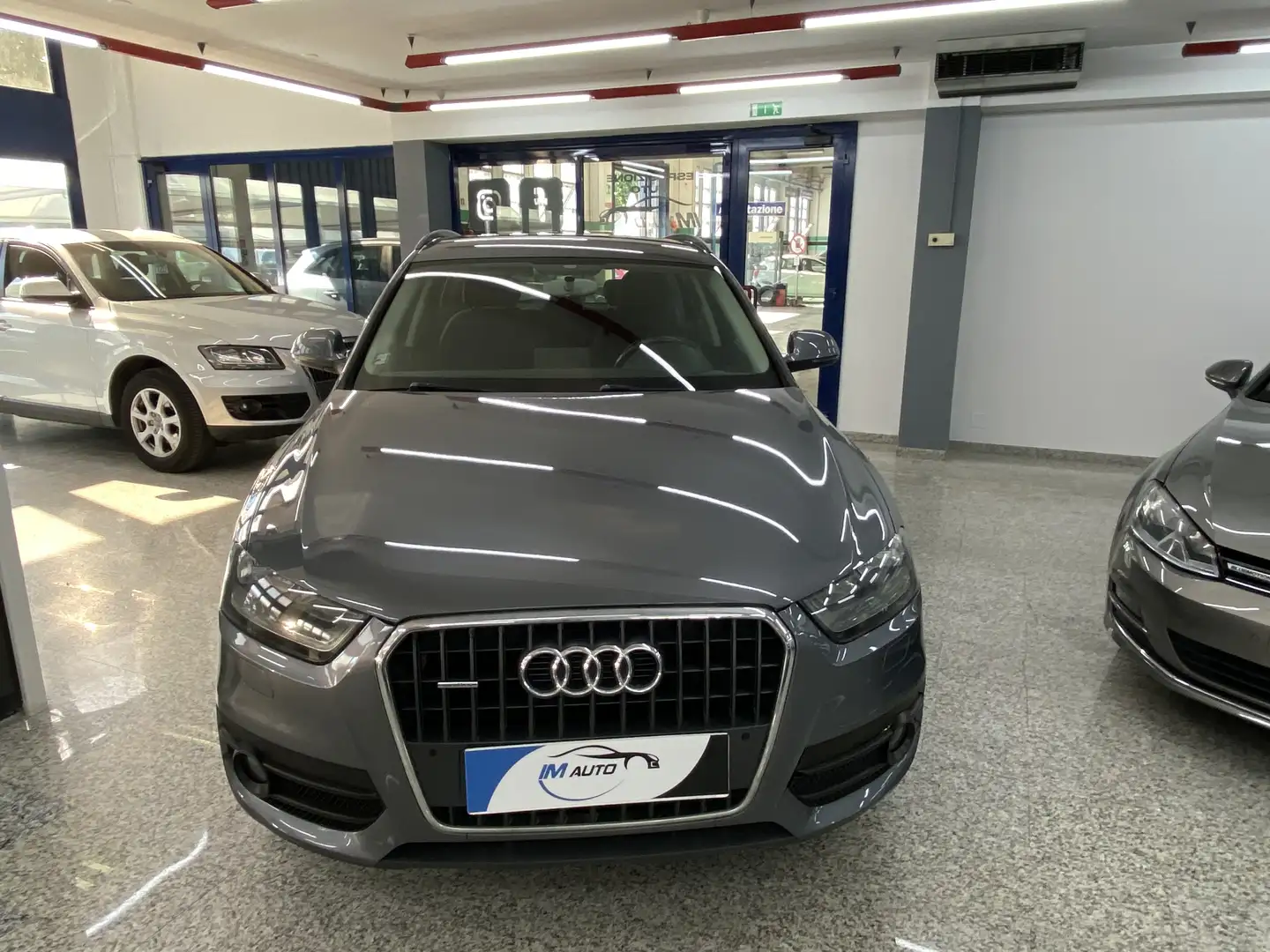 Audi Q3 2.0 tdi quattro 177cv s-tronic Grigio - 1