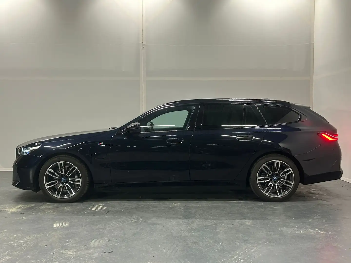BMW 530 5-serie Touring 530e Zwart - 2