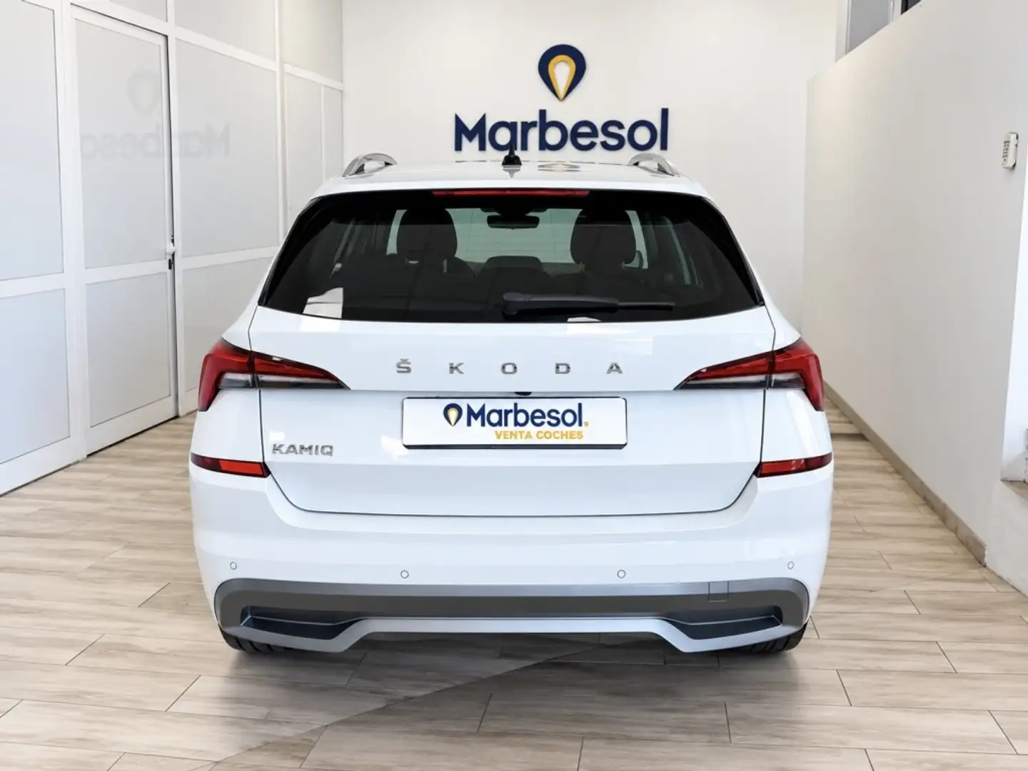 Skoda Kamiq 1.0 TSI Design 85kW Blanco - 2