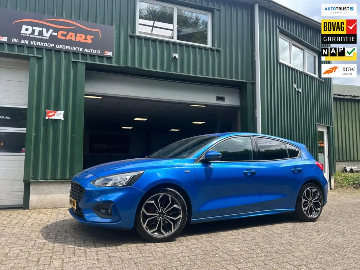 Ford Focus 1.0 EcoBoost Hybrid Titanium Style St Line Blau - 1