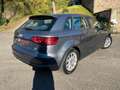 Audi A3 A3 Sportback 1.6 TDi ultra*Navi*Clim*1stHand Grijs - thumbnail 2