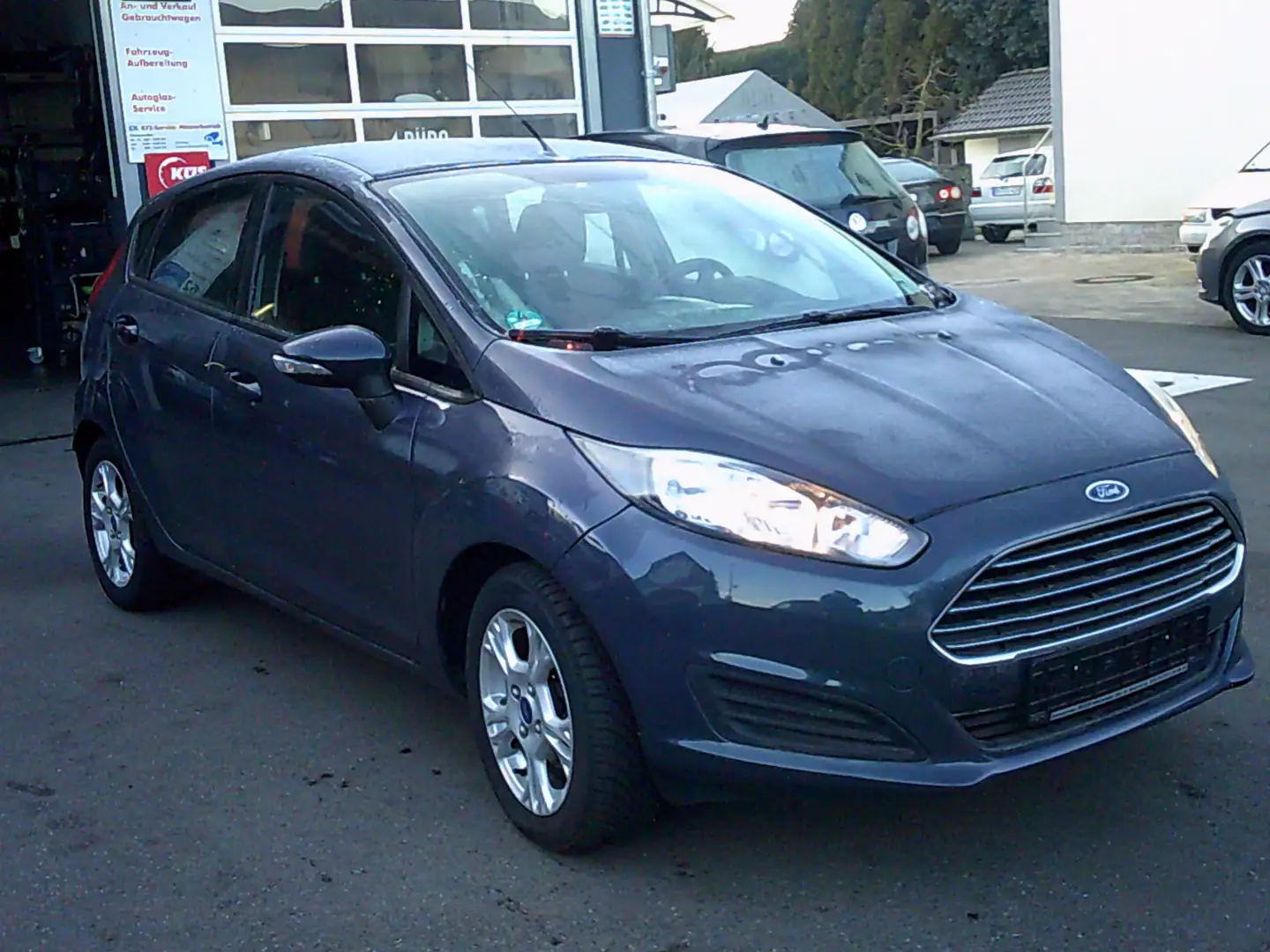 Ford Fiesta Sync Edition - 2