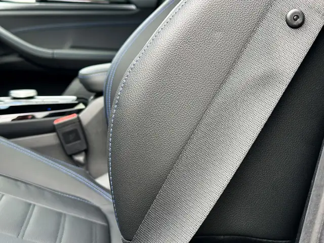 BMW iX3 M Sport M-Sportpaket Ansicht 16