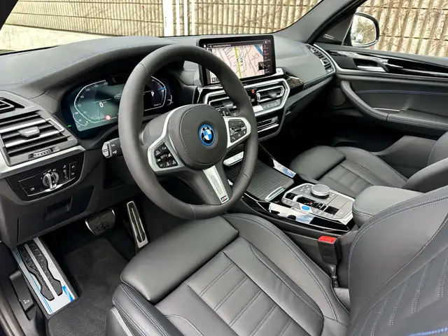 BMW iX3 M Sport M-Sportpaket Ansicht 8