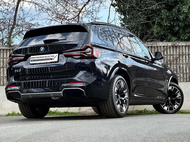 BMW iX3 M Sport M-Sportpaket Ansicht 4