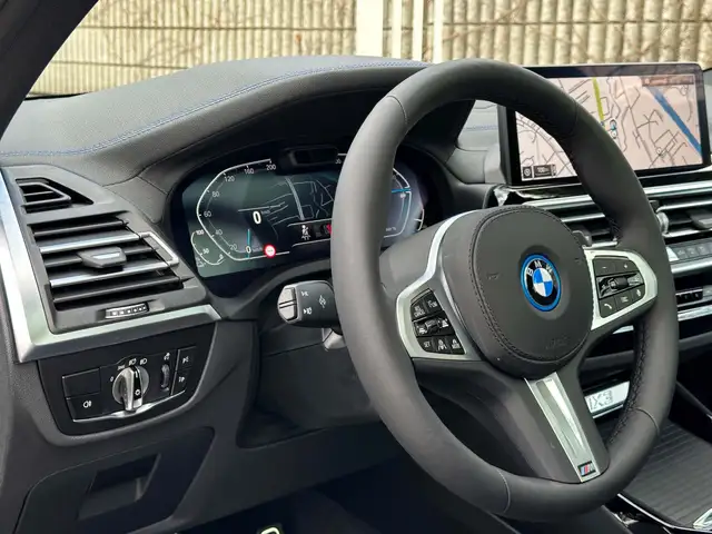 BMW iX3 M Sport M-Sportpaket Ansicht 9