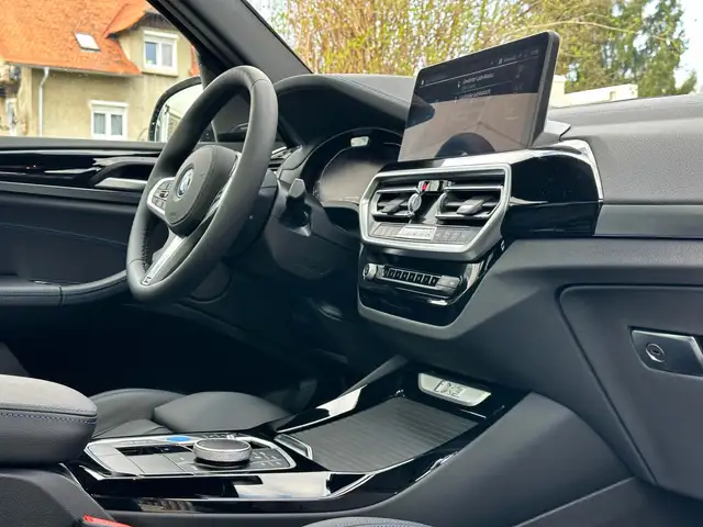 BMW iX3 M Sport M-Sportpaket Ansicht 20