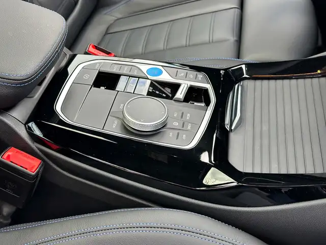 BMW iX3 M Sport M-Sportpaket Ansicht 23