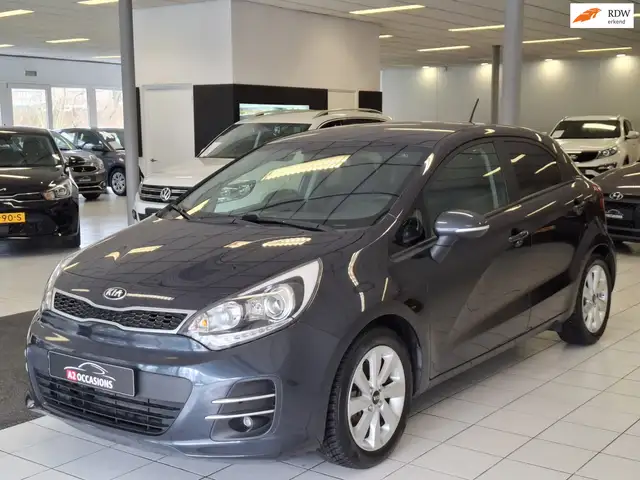 Kia Rio 1.4 110pk Navi/Bluetooth/Camera/Cruise/Stoel en st
