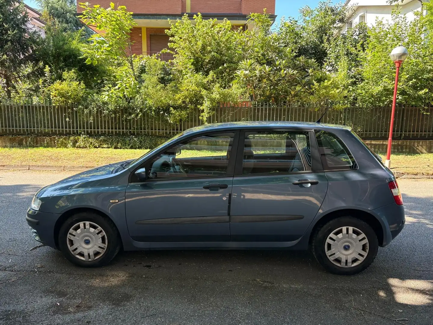Fiat Stilo 1.6i 16V 5 porte Dynamic Blu/Azzurro - 2