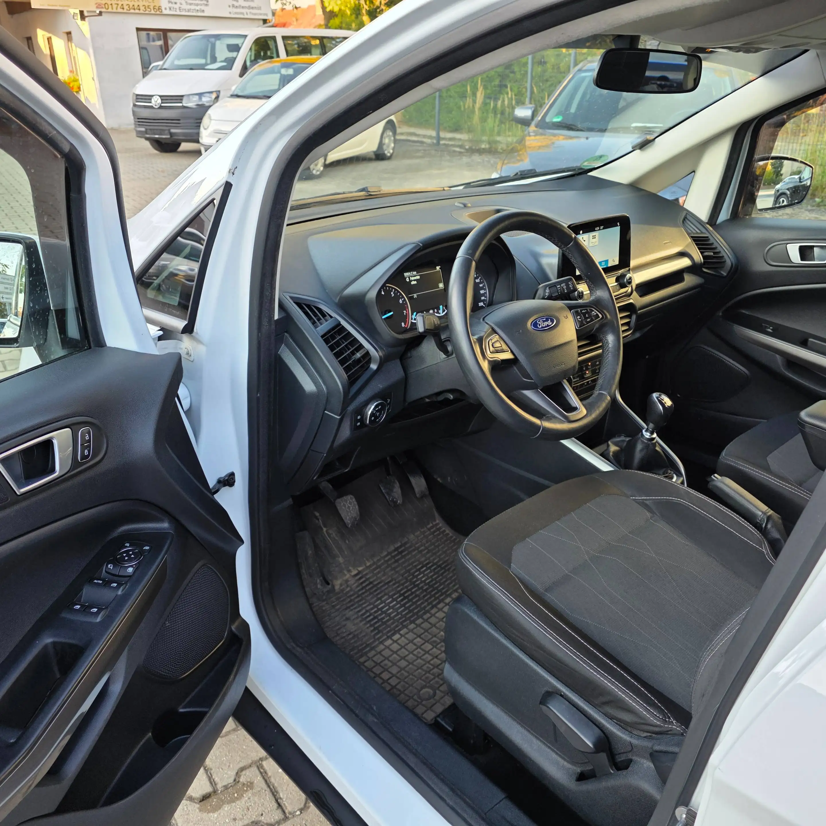 Ford EcoSport Trend — photo 7