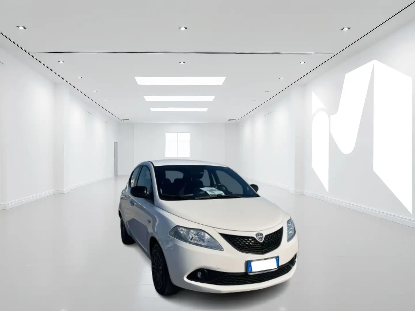 Lancia Ypsilon Ypsilon 1.2 firefly hybrid Silver - GD090FV Bianco - 1