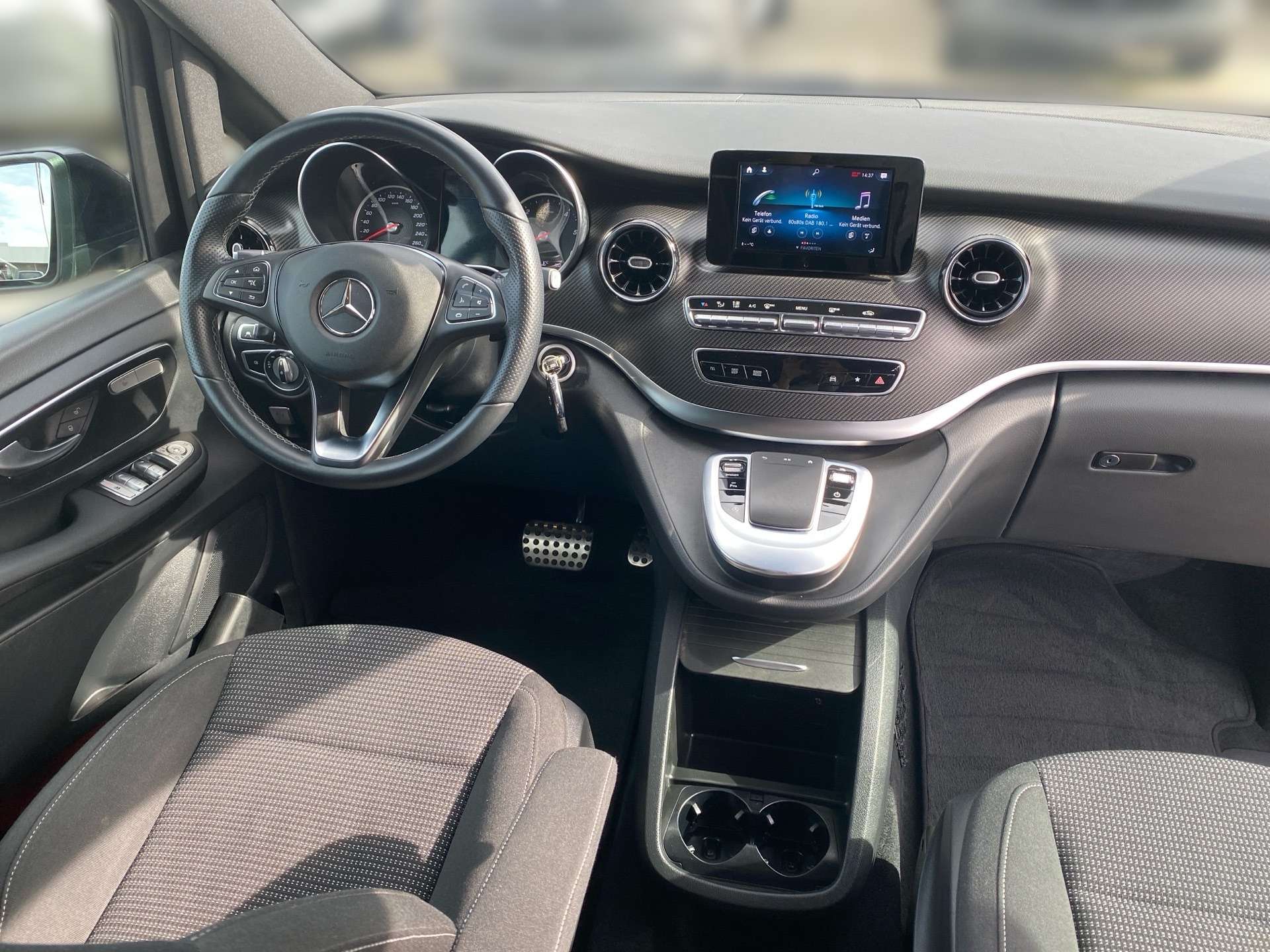 Mercedes-Benz V 250