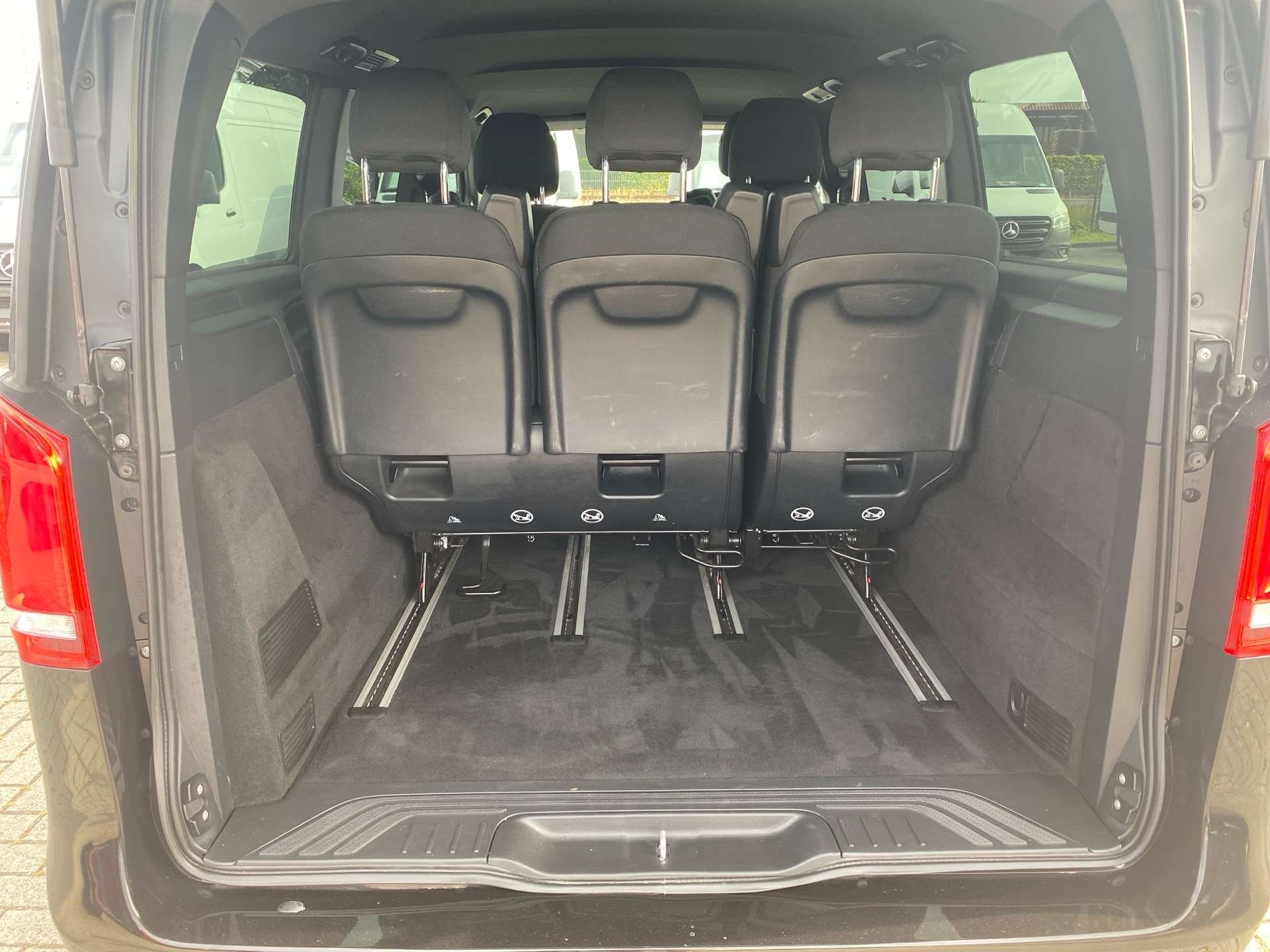 Mercedes-Benz V 250