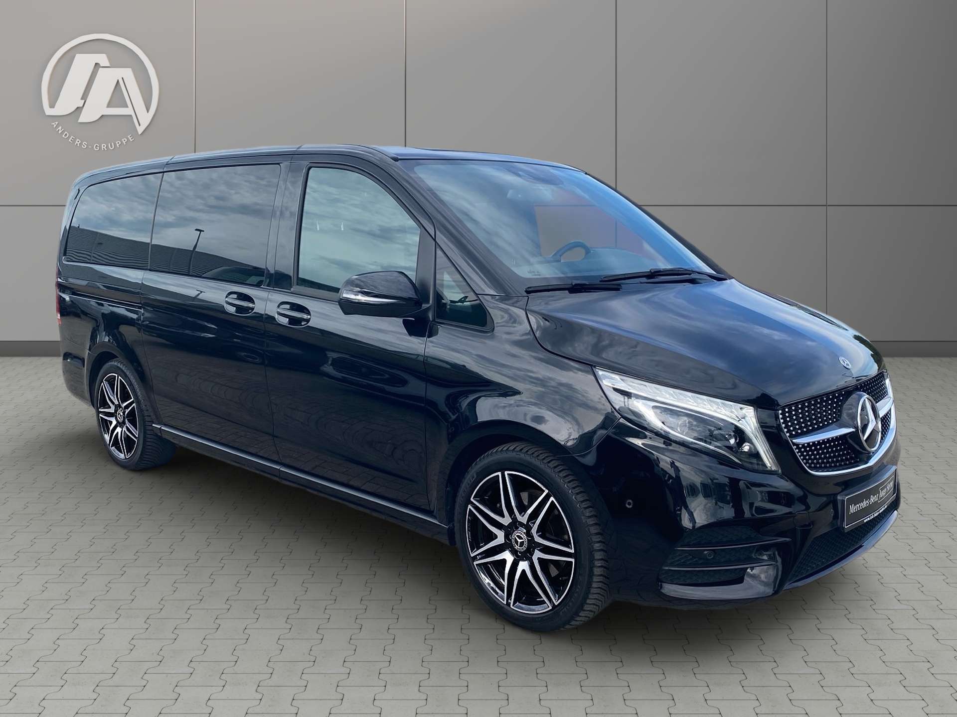 Mercedes-Benz V 250