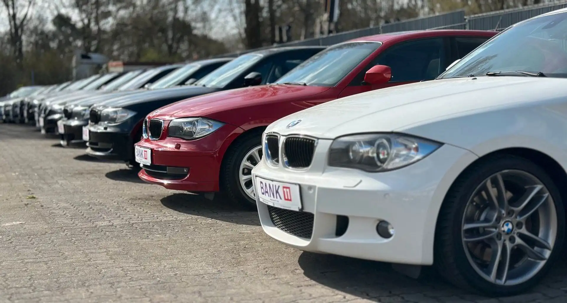 BMW 525 d F11 Aut.AHK Pano HUD HiFi StHz Unfallfrei Nero - 2