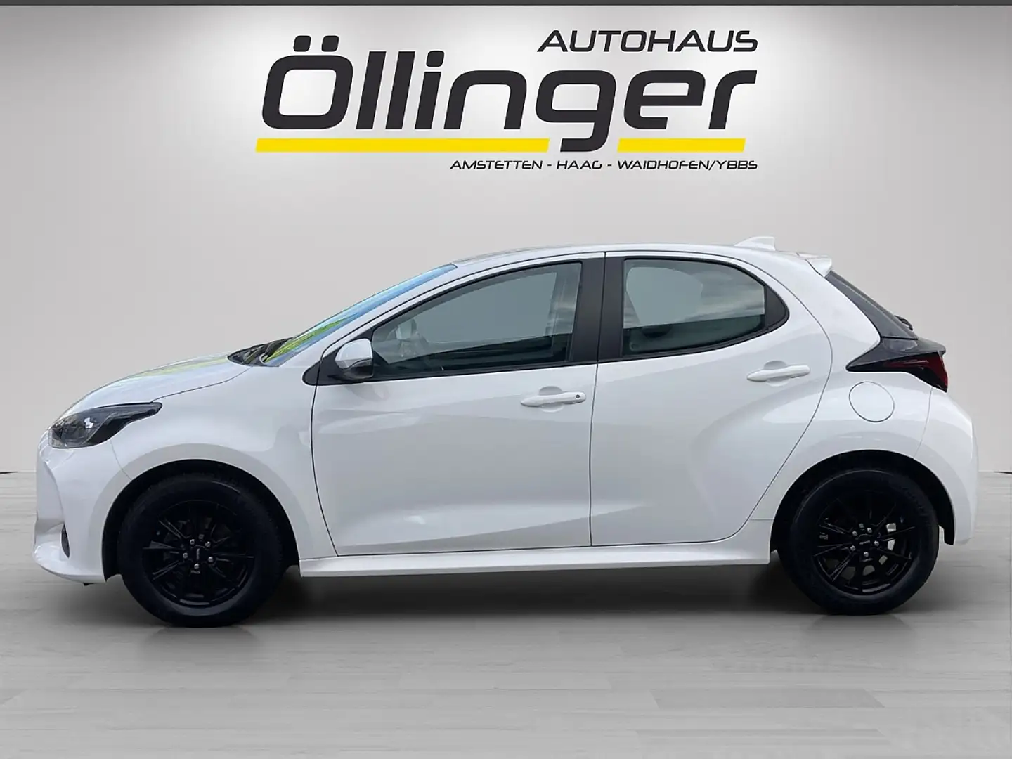 Toyota Yaris 1,0 VVT-i Active Weiß - 2