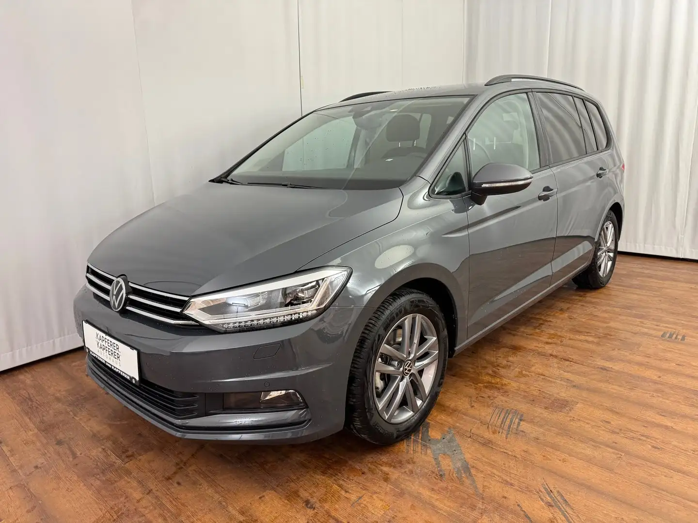 Volkswagen Touran Life TSI DSG Grau - 1