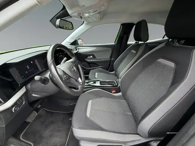 Opel Mokka-E view 10
