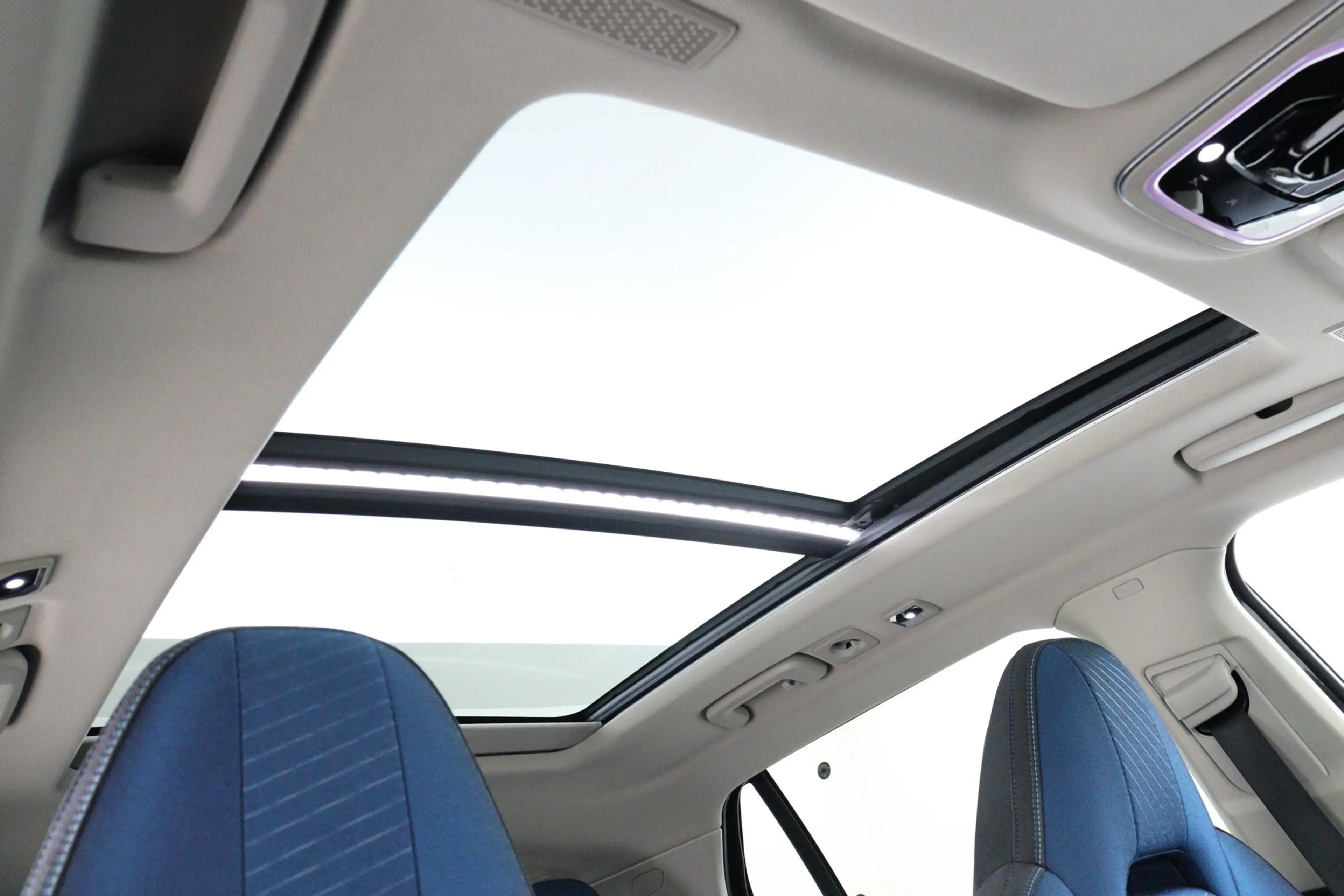 Lynk & Co 01 1.5 PHEV BLACK EDITION -PANO.DAK|ELEK.STOEL|HARMAN — photo 10